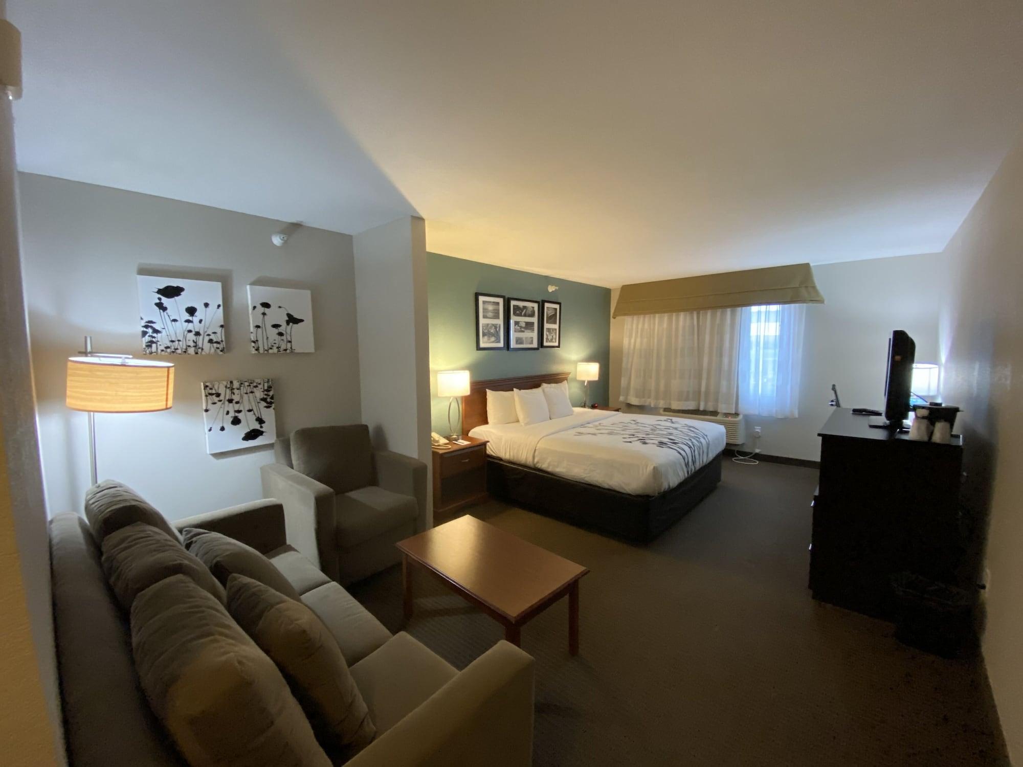 Hotel Sleep & I-70