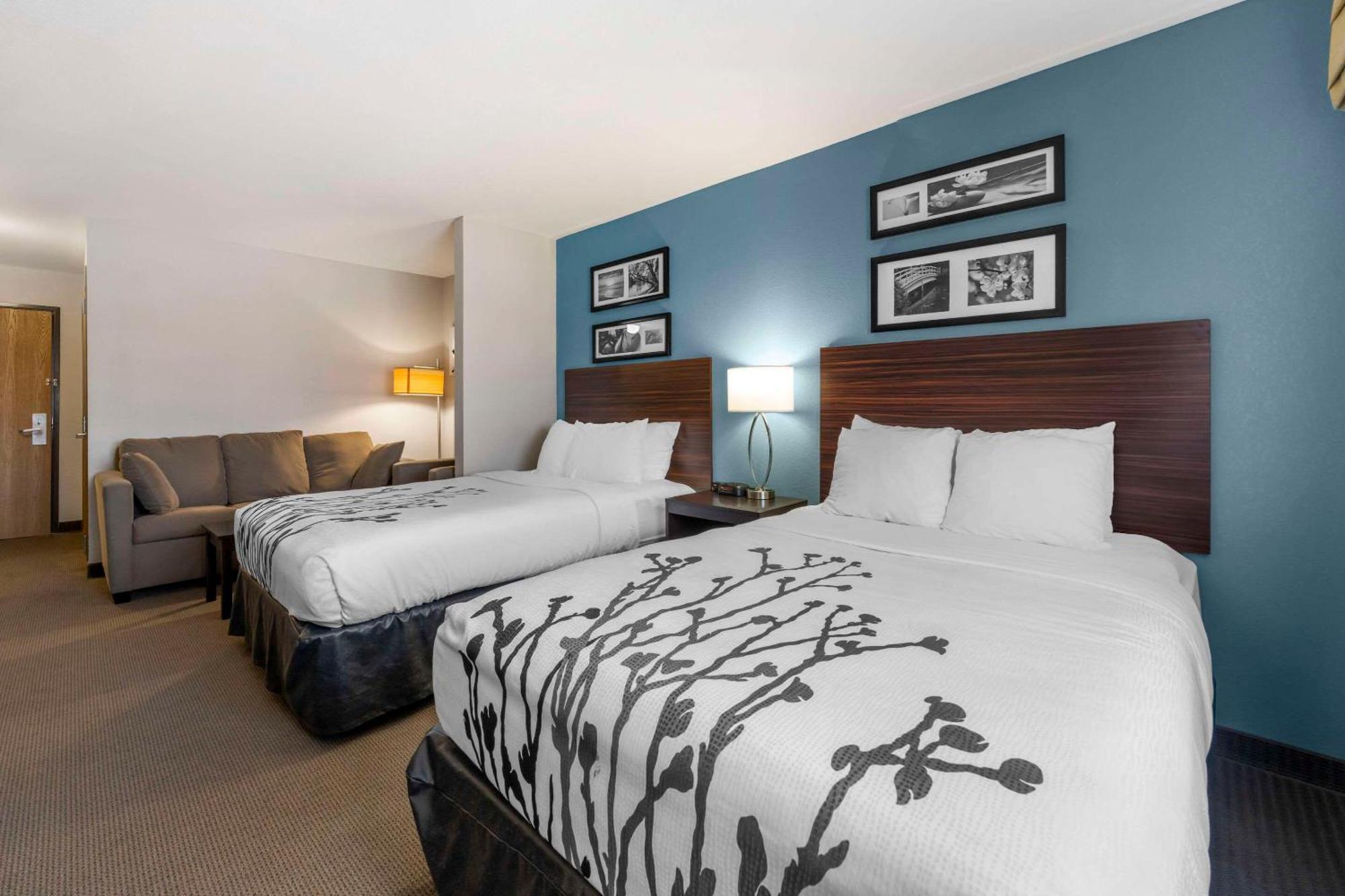 Hotel Sleep & I-70 3*