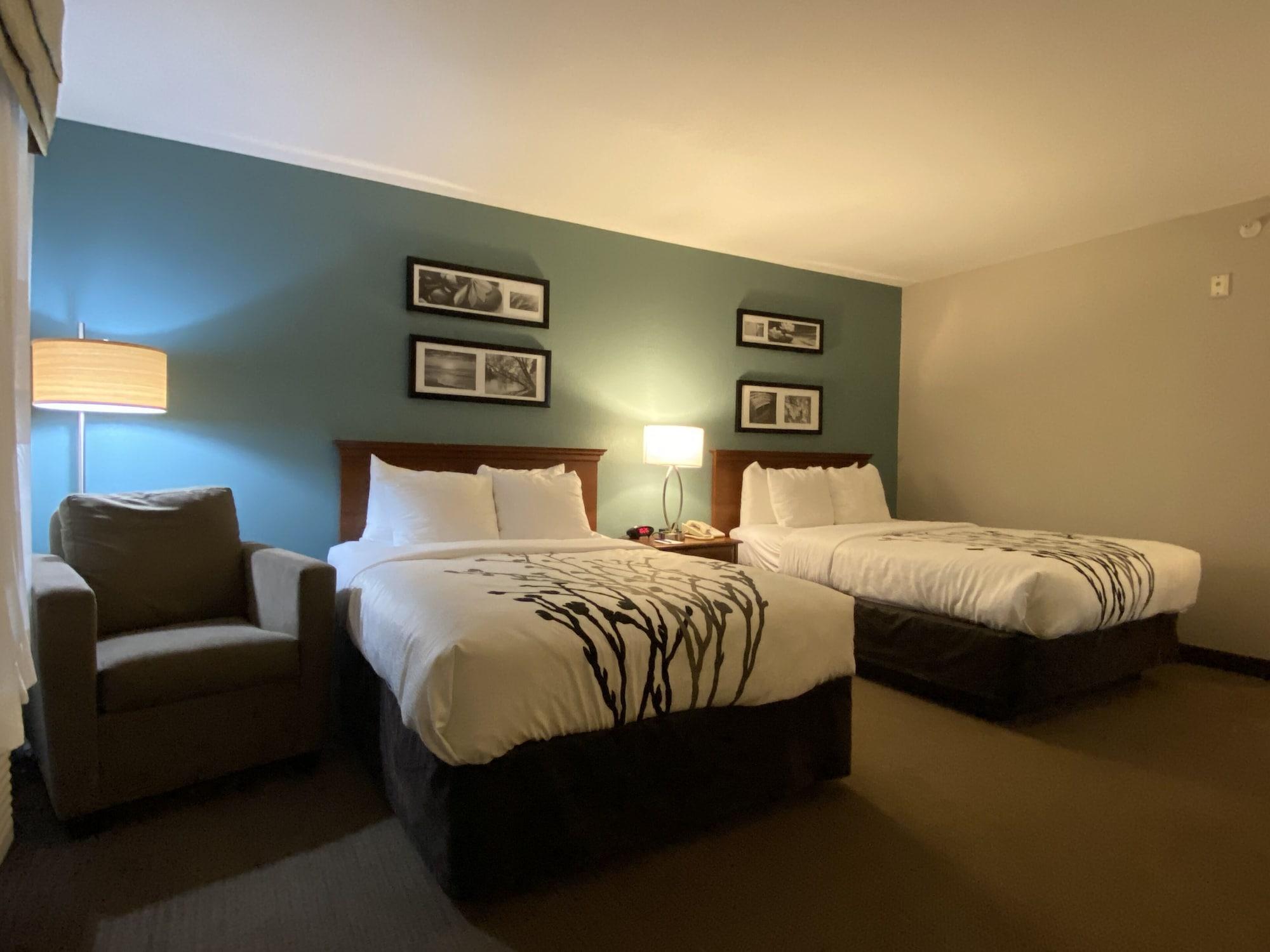 Sleep & I-70 Hotel