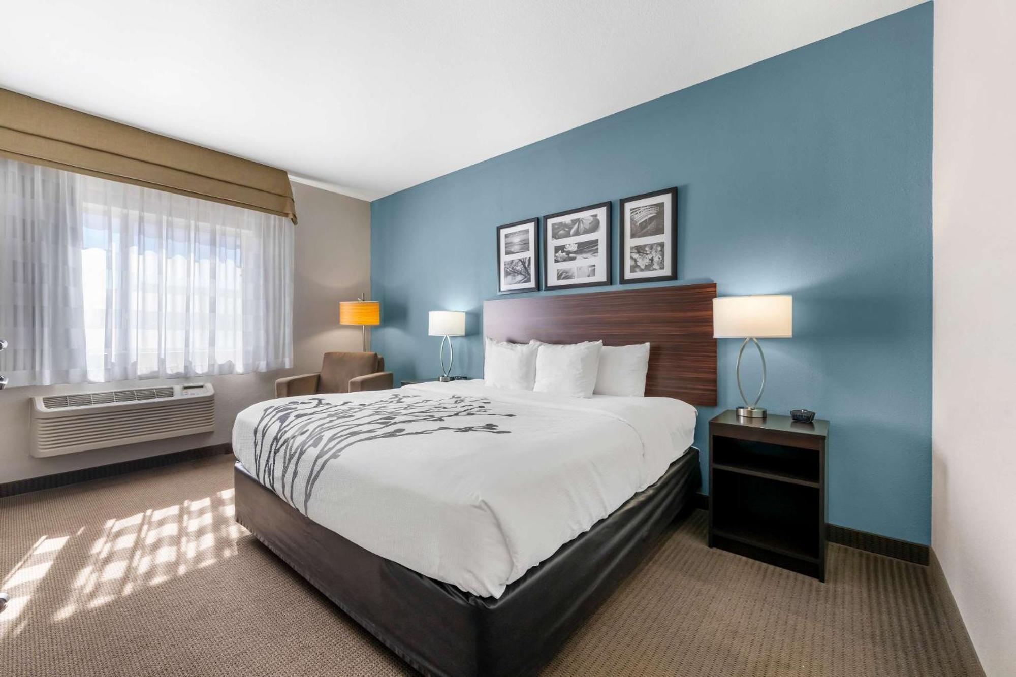 Sleep & I-70 Hotel